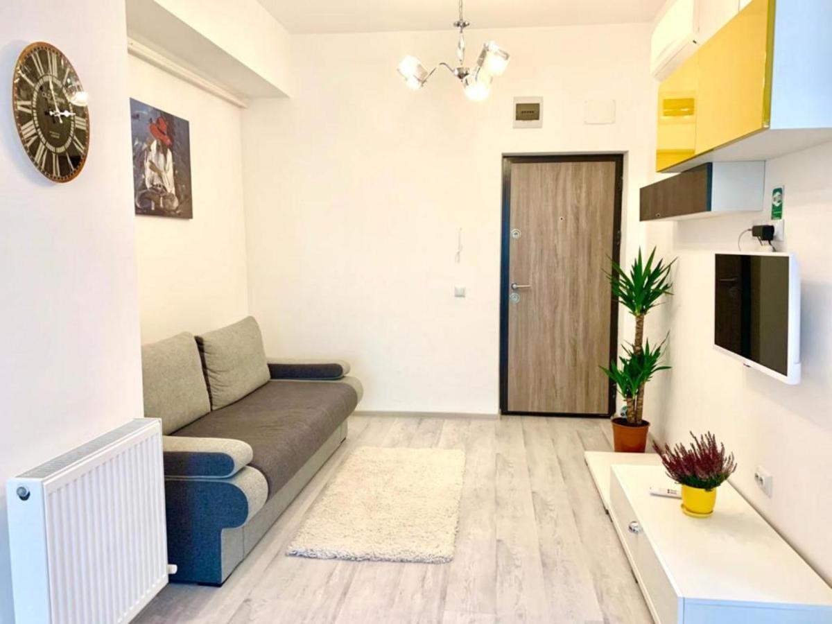 Karina New Flat Near Palas Mall ヤシ エクステリア 写真