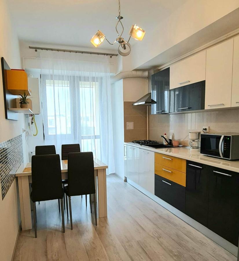 Karina New Flat Near Palas Mall ヤシ エクステリア 写真